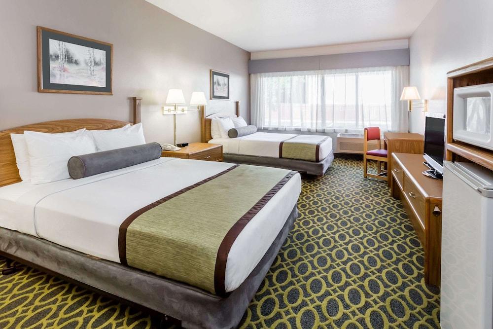 Days Inn & Suites By Wyndham Μάντισον Εξωτερικό φωτογραφία