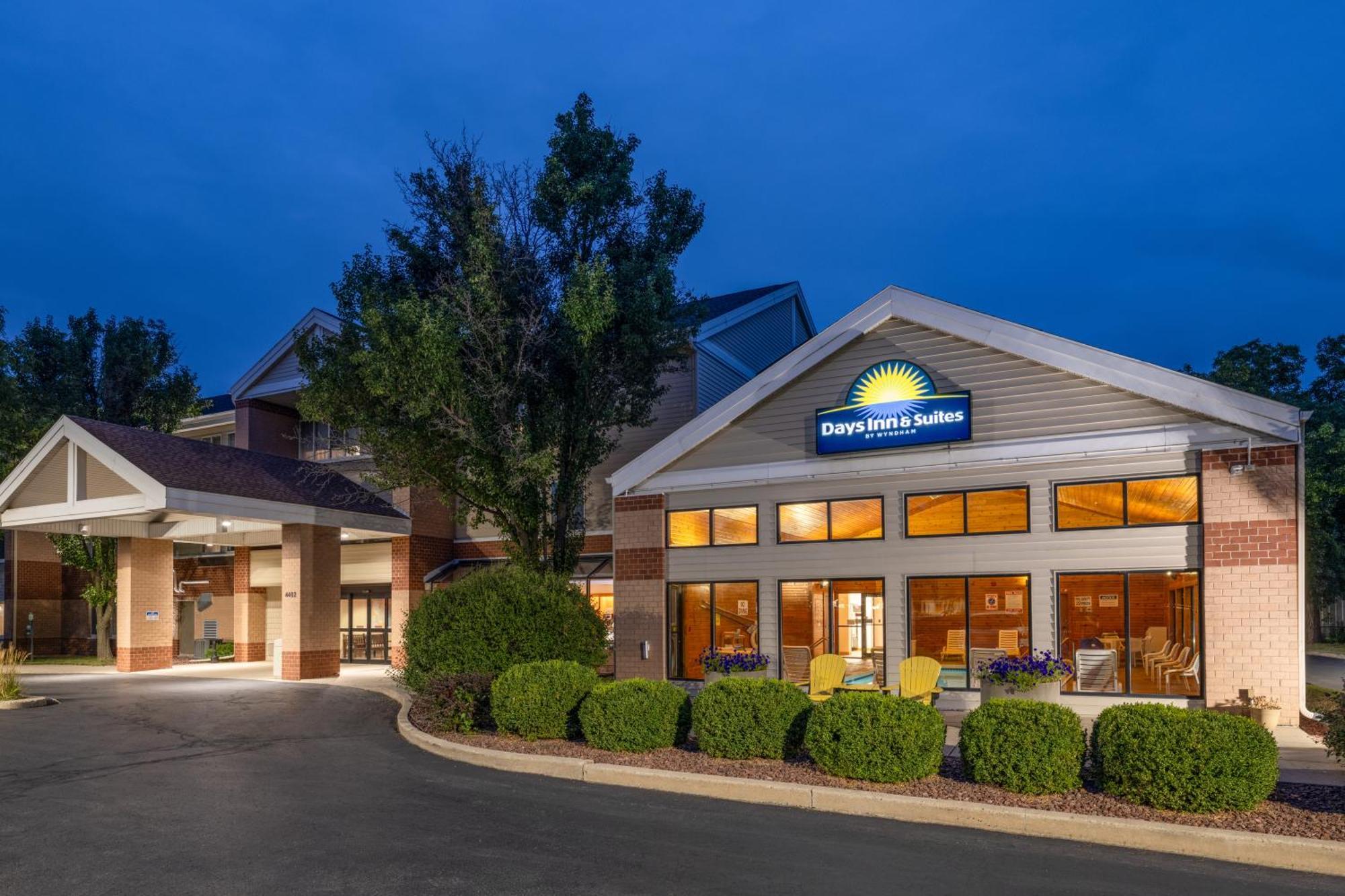Days Inn & Suites By Wyndham Μάντισον Εξωτερικό φωτογραφία
