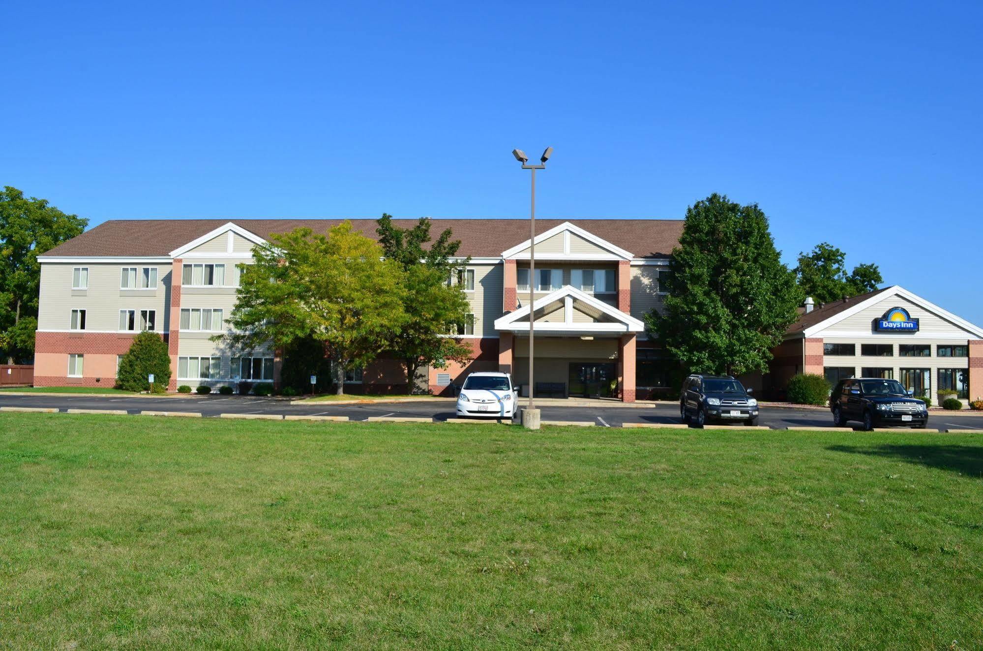 Days Inn & Suites By Wyndham Μάντισον Εξωτερικό φωτογραφία